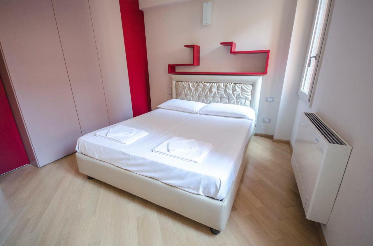Appartement Luxury 65Mq Under The Two Towers à Bologne Extérieur photo